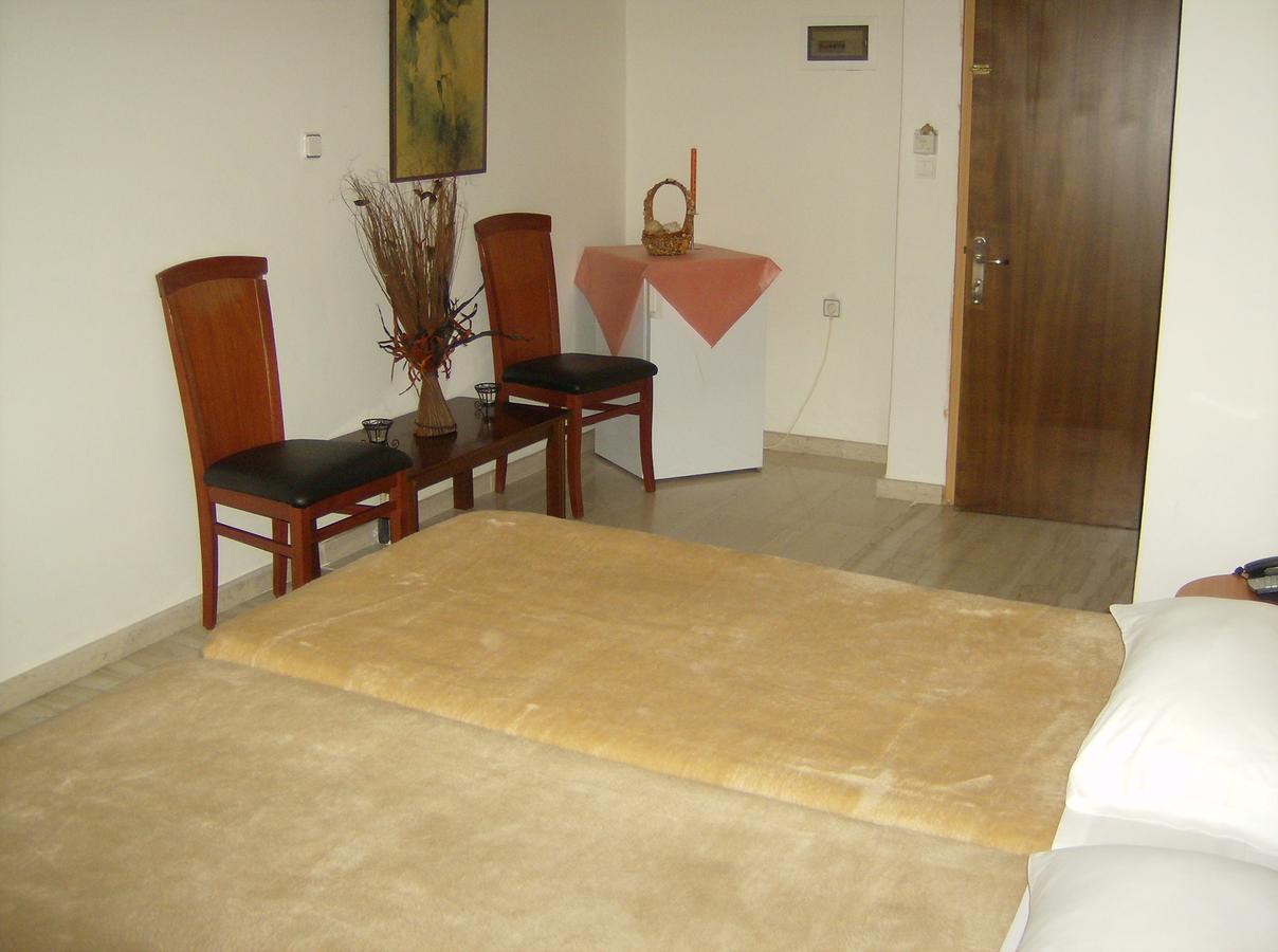 Cleopatra Hotel Κανάλι Εξωτερικό φωτογραφία